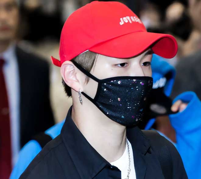 Cheap moment chiếc mũ đỏ cùng Kang Daniel